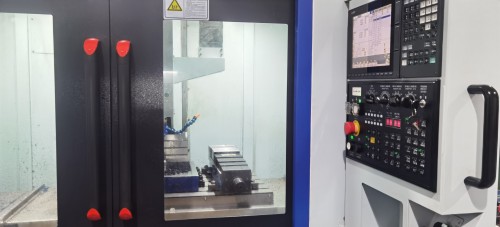 C06 CNC 加工中心.jpg