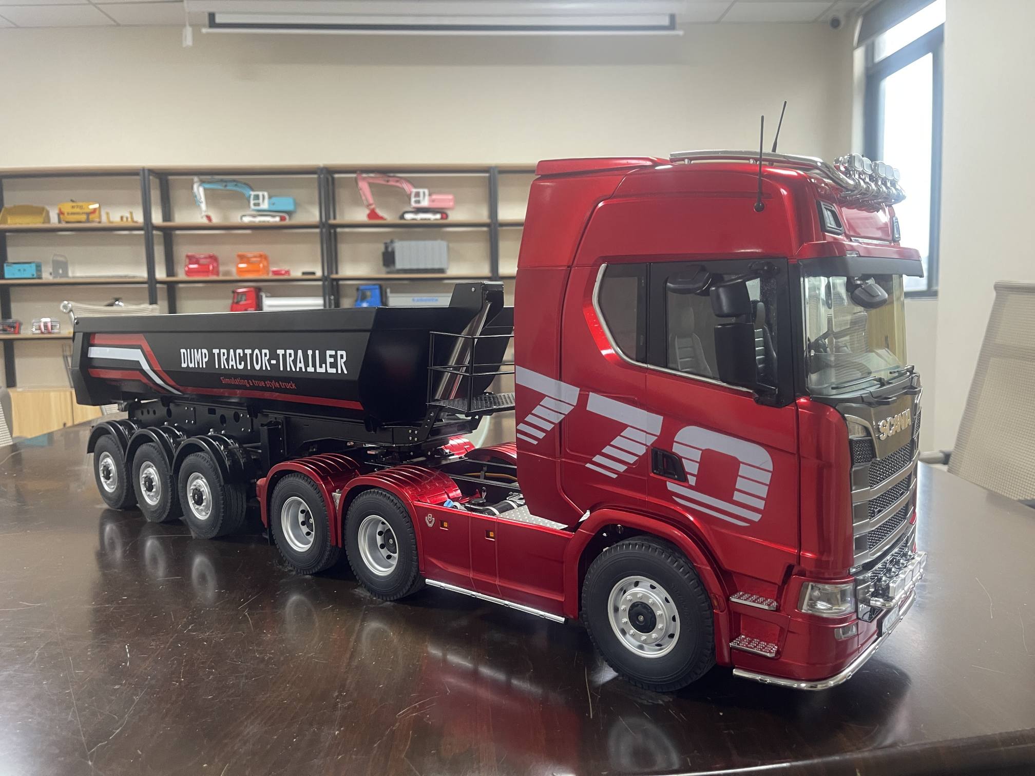 Dump Truck Toy Model K770S-102
