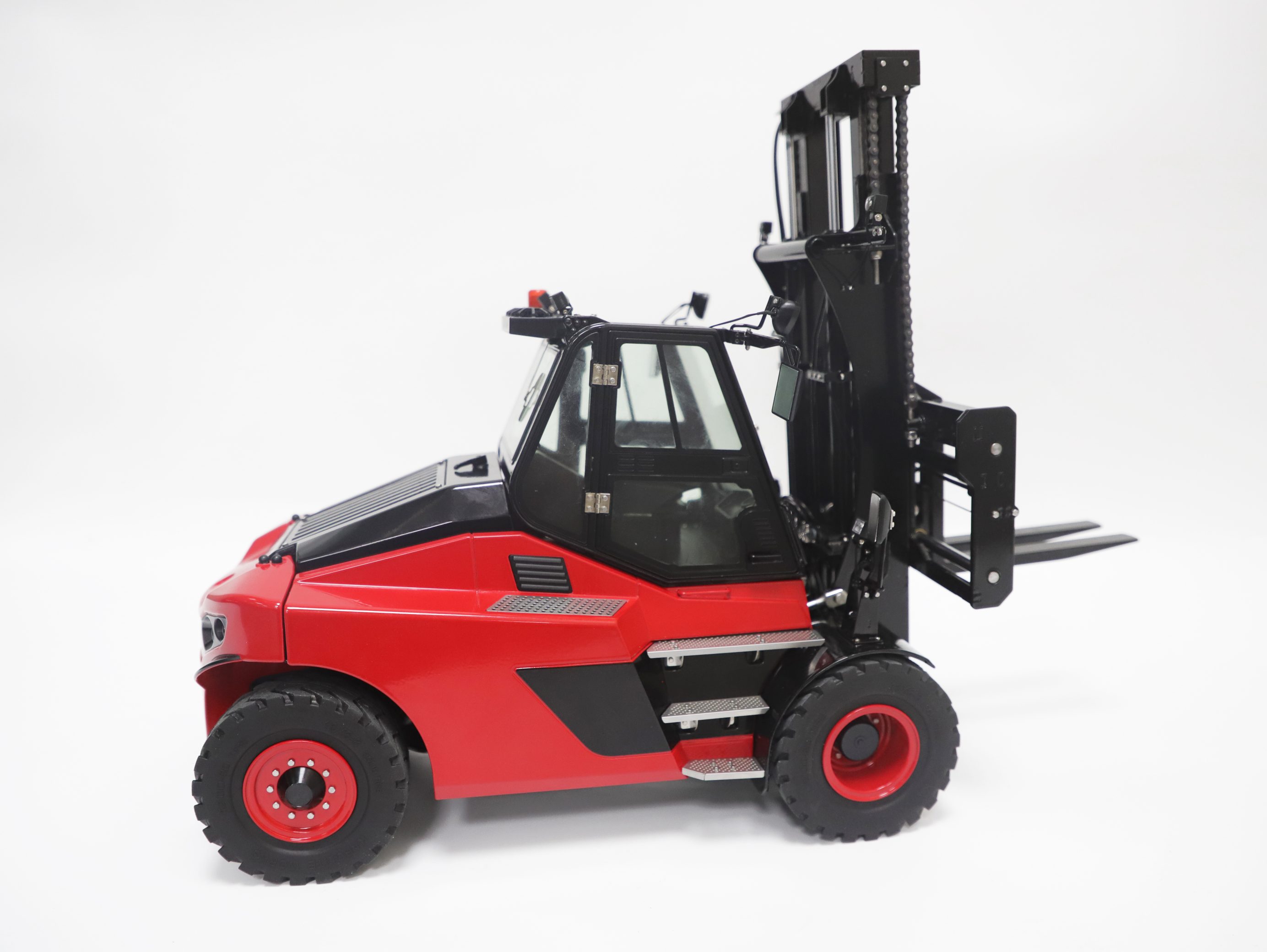 Red Forklift Toy Model K180